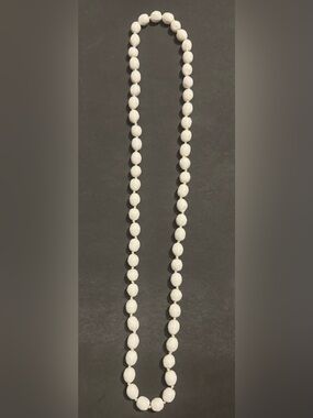 Vintage White Lucite Oval Beads Single Strand Necklace
